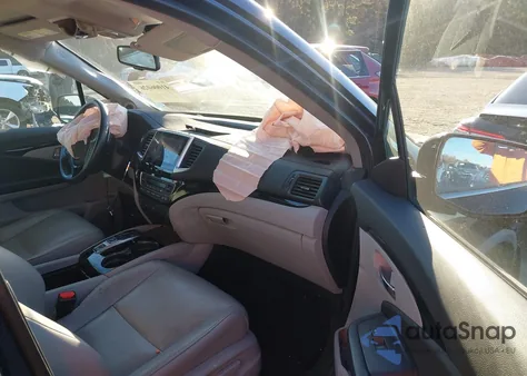 2017 Honda Pilot Touring from USA, damaged, VIN 5FNYF5H91HB007537